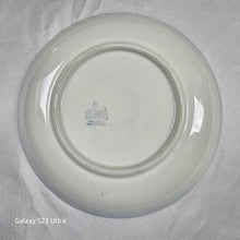 Charger l'image dans la galerie, Petrus Regout, Maastricht, fin XIXème. Tasse à soupe et sous-tasse en porcelaine.