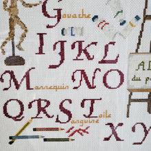 Afbeelding in Gallery-weergave laden, Abécédaire vintage (lettres ABCD) brodé sur l'univers du peintre et encadré, XXè