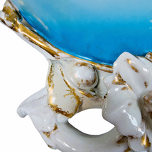 Charger l'image dans la galerie, Andenne. Vase en porcelaine au décor de fleurs et or, XIXe siècle