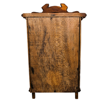 Charger l'image dans la galerie, Petite armoire de poupée en bois – Style faux bambou, vers 1900 Le Charme des Violettes - Brocante en ligne