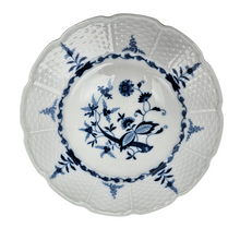 Afbeelding in Gallery-weergave laden, A. Raynaud en Cie, Limoges. Porseleinen bord uit het TCHE OU LI servies, Art of China, 1964