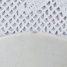 Load image into Gallery viewer, Céranord, Style Bicot sur les mois de l'année, Suite de 8 assiettes à dessert en porcelaine opaque, années 1950