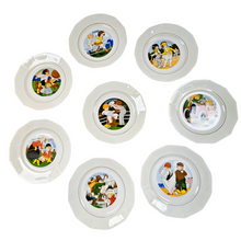 Load image into Gallery viewer, Céranord, Style Bicot sur les mois de l'année, Suite de 8 assiettes à dessert en porcelaine opaque, années 1950