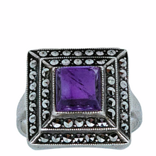 Afbeelding in Gallery-weergave laden, Oude Art Deco ring in 835 zilver bezet met een amethist en 48 markasieten
