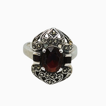 Charger l'image dans la galerie, Bague Art déco en argent 925, grenats et marcassites, années 1920-1930 Le Charme des Violettes - Brocante en ligne