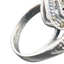 Charger l'image dans la galerie, Bague Art déco en argent, grenat et marcassites, vers 1925-1935 Le Charme des Violettes - Brocante en ligne