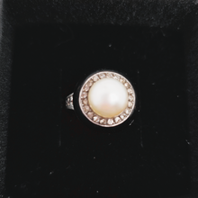 Afbeelding in Gallery-weergave laden, Zilveren Art Deco ring bezet met een fijne parel, jaren 30