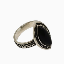 Afbeelding in Gallery-weergave laden, Oude ring in 925 zilver bezet met een zwarte onyx