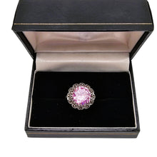 Charger l'image dans la galerie, Bague en argent 925, pierre rose facettée et marcassites – Style Art déco, fin XXè siècle Le Charme des Violettes - Brocante en ligne