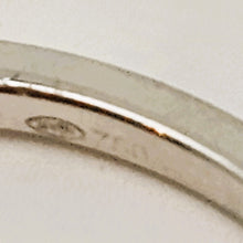 Charger l'image dans la galerie, Bague solitaire en or blanc 18 carats sertie d’un diamant