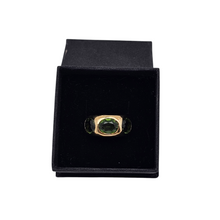 Afbeelding in Gallery-weergave laden, Bague vintage en vermeil sertie de 3 péridots, années 1980