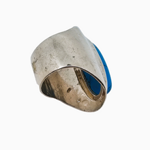 Afbeelding in Gallery-weergave laden, Vintage 925 zilveren ring gezet met een grote turciet