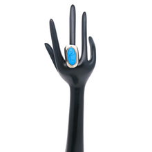 Afbeelding in Gallery-weergave laden, Vintage 925 zilveren ring gezet met een grote turciet