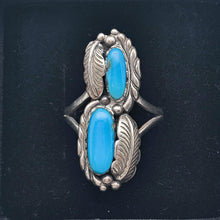 Afbeelding in Gallery-weergave laden, Oude Indiaanse ring in 925 zilver bezet met 2 turkoois