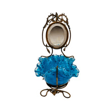 Load image into Gallery viewer, Baguier porte-montre Napoléon III en verre bleu turquoise et laiton doré, fin XIXe siècle Le Charme des Violettes - Brocante en ligne