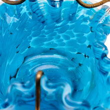 Load image into Gallery viewer, Baguier porte-montre Napoléon III en verre bleu turquoise et laiton doré, fin XIXe siècle Le Charme des Violettes - Brocante en ligne