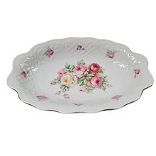 Afbeelding in Gallery-weergave laden, Beieren. Porseleinen schaal versierd met rozen