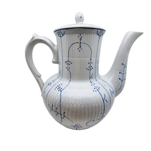 Load image into Gallery viewer, Boch La Louvière Belgique, service à café pour 6 personnes au décor Copenhague, entre 1920 et 1950