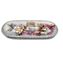 Charger l'image dans la galerie, Hamage Nord, Boîte à peignes ancienne en faïence à décor floral, fin XIX - début XXè Le Charme des Violettes - Brocante en ligne