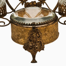 Charger l'image dans la galerie, Nécessaire de boudoir – boîte à bijoux, porte-montre et flacons – style Louis XVI, fin XIXe Le Charme des Violettes - Brocante en ligne