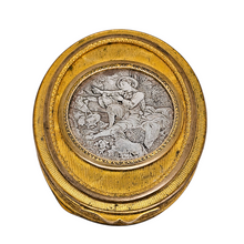 Charger l'image dans la galerie, Boîte à poudre en métal doré, décor pastoral en métal argenté, circa 1820-1840 Le Charme des Violettes - Brocante en ligne