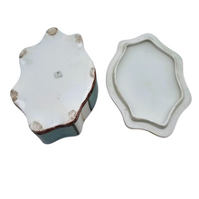Charger l'image dans la galerie, Balleroy et Cie, Bonbonnière Art déco en porcelaine de Limoges, vers 1920