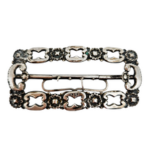 Load image into Gallery viewer, Boucle de ceinture ouvragée en argent 800, fin XIXè