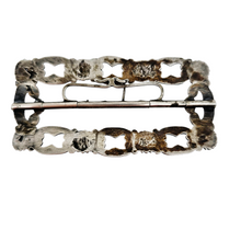 Load image into Gallery viewer, Boucle de ceinture ouvragée en argent 800, fin XIXè