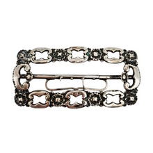 Load image into Gallery viewer, Boucle de ceinture ouvragée en argent 800, fin XIXè