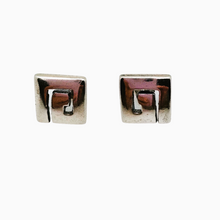 Afbeelding in Gallery-weergave laden, Boucles d'oreilles en argent 925, design moderniste scandinave, années 1970