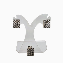 Load image into Gallery viewer, Boucles d'oreilles et pendentif vintage en argent 925, design scandinave, années 1970