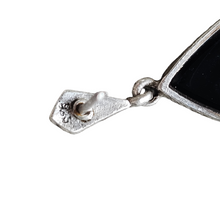 Afbeelding in Gallery-weergave laden, Art Deco druppelvormige oorbellen in 925 zilver, zwarte onyx en marcasieten, jaren 20-30