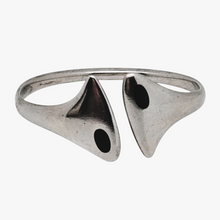 Load image into Gallery viewer, Hans Hansen. Scandinavian modernist bracelet in sterling silver