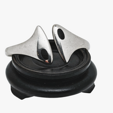 Load image into Gallery viewer, Hans Hansen. Scandinavian modernist bracelet in sterling silver