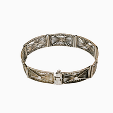 Afbeelding in Gallery-weergave laden, Antiek zilveren en filigrane armband met Art Deco-inspiratie