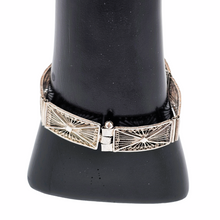 Afbeelding in Gallery-weergave laden, Antiek zilveren en filigrane armband met Art Deco-inspiratie
