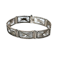 Afbeelding in Gallery-weergave laden, Antiek zilveren en filigrane armband met Art Deco-inspiratie