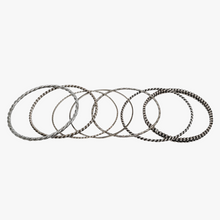 Afbeelding in Gallery-weergave laden, Bracelet semainier vintage en métal argenté, années 1970