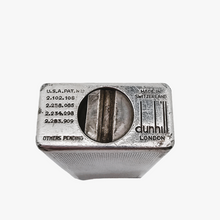 Load image into Gallery viewer, Dunhill London Suisse, Banque de Paris et des Pays-Bas, Briquet à gaz vintage en métal argenté, années 1950