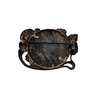 Load image into Gallery viewer, Broche Art nouveau à la rose en laiton doré et aile de Morpho sous verre, vers 1900-1915 Le Charme des Violettes - Brocante en ligne