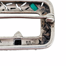 Afbeelding in Gallery-weergave laden, Oude Art Deco broche in 935 zilver bezet met zwarte en groene toermalijnen en marcasieten