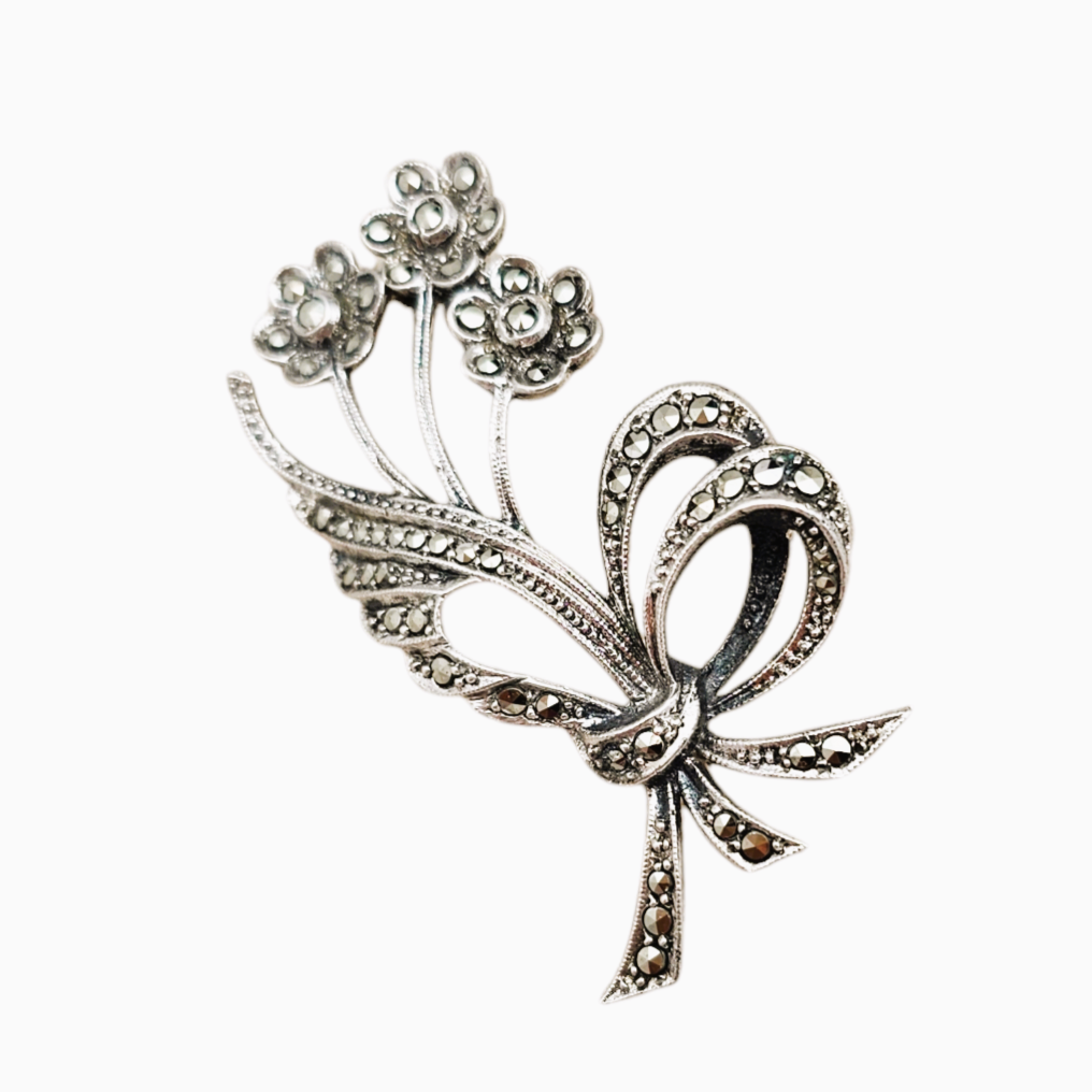 Broche vintage Art déco en argent sterling marcassite avec Broche vintage Art déco en argent sterling marcassite avec