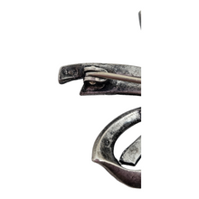 Afbeelding in Gallery-weergave laden, Oude bloemenbroche van 835/1000 zilver bezet met marcasieten