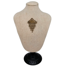 Charger l'image dans la galerie, Broche traditionnelle norvégienne Sølje en argent doré, fin XIXe - début XXe siècle Le Charme des Violettes - Brocante en ligne