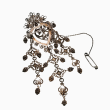 Load image into Gallery viewer, Sølje, grande broche de mariage norvégienne en argent vermeil filigrané d'époque victorienne, années 1850–1900