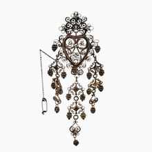 Load image into Gallery viewer, Sølje, grande broche de mariage norvégienne en argent vermeil filigrané d'époque victorienne, années 1850–1900