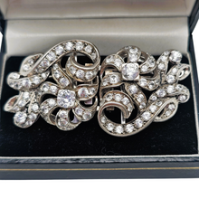Load image into Gallery viewer, Broche transformable en argent 950 et strass – époque Art déco, années 1920-1930 Le Charme des Violettes - Brocante en ligne