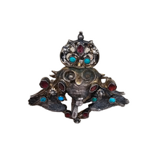 Load image into Gallery viewer, Old Asian brooch with the effigy of the Monkey King, in silver set with tourmalines and turquoise, 19th century