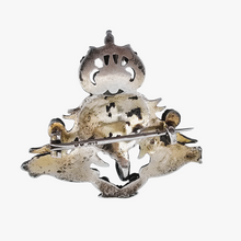Load image into Gallery viewer, Old Asian brooch with the effigy of the Monkey King, in silver set with tourmalines and turquoise, 19th century