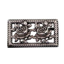 Charger l'image dans la galerie, Broche Art déco en argent massif aux roses ajourées, France, années 1920 Le Charme des Violettes - Brocante en ligne